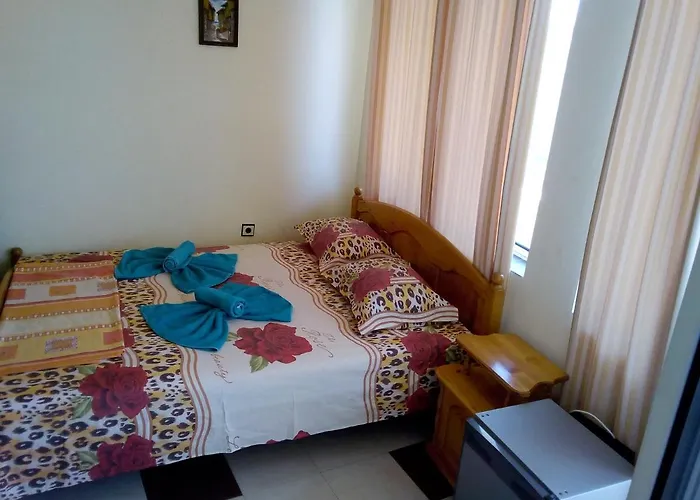 Hotel семеен бостън 2*