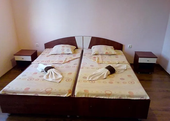 Hotel семеен бостън Ravda