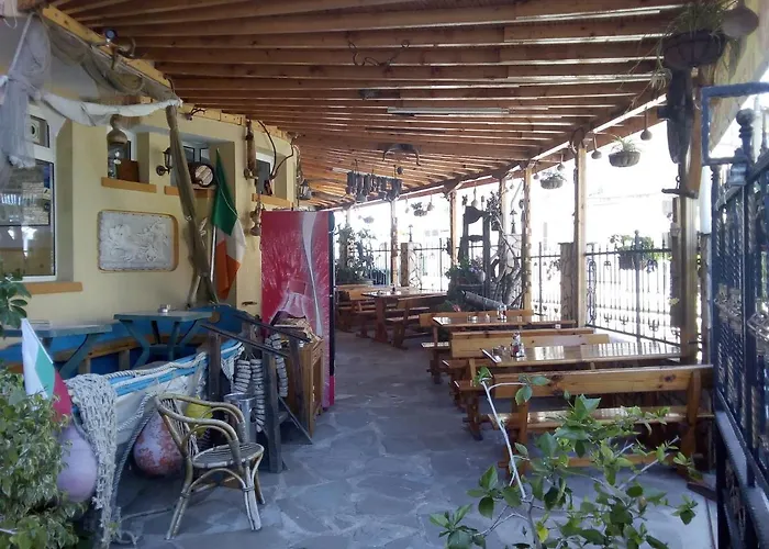 семеен бостън فندق