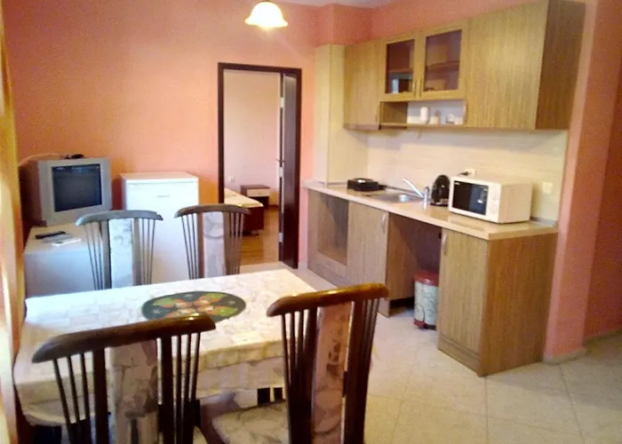 семеен бостън فندق